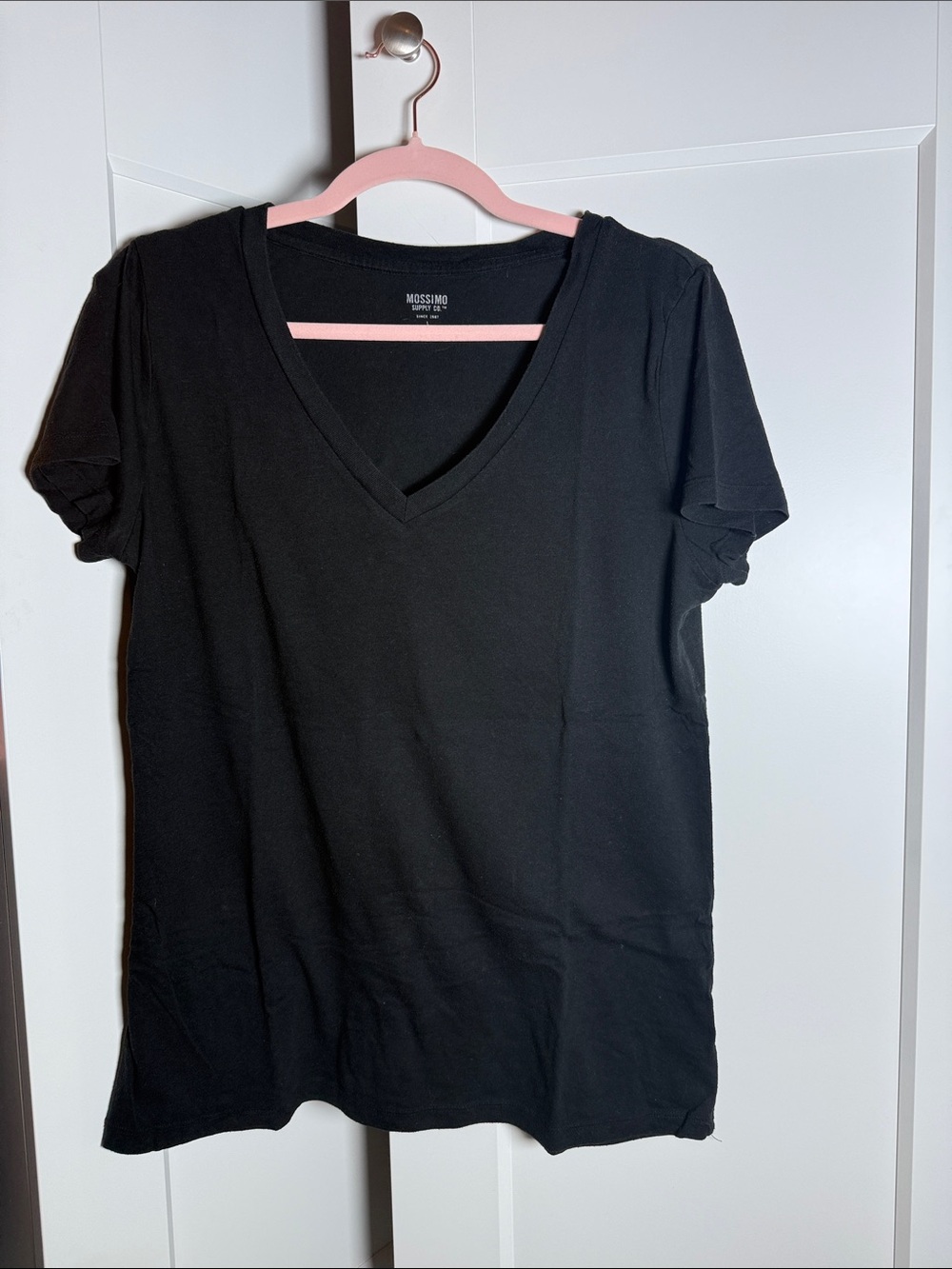 Mossimo Supply Co. Black V-Neck Short Sleeve Tee
